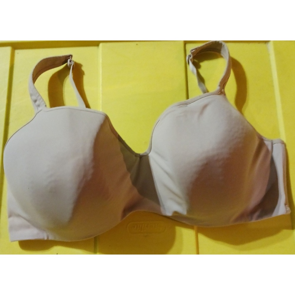 Cacique Full Figure Smooth Front Underwire Bra in Nude, Size 42DDD